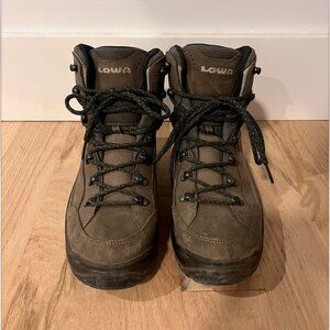 Lowa Women's Hiking Boots - Like New